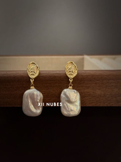 Pearl Earrings A